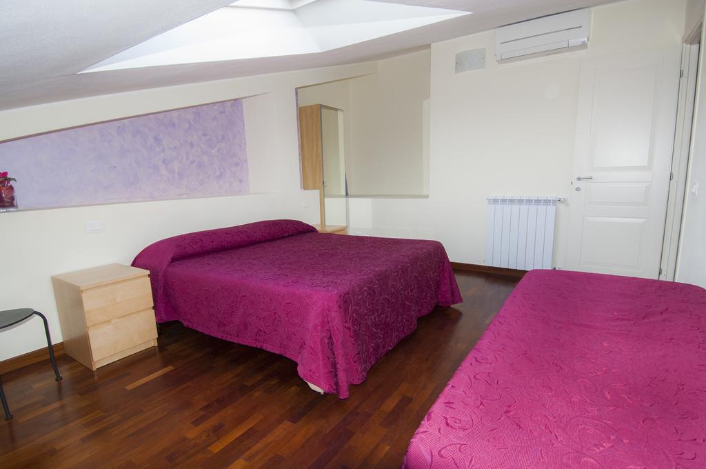 B&B Alle Tre Rose Montignoso Eksteriør billede
